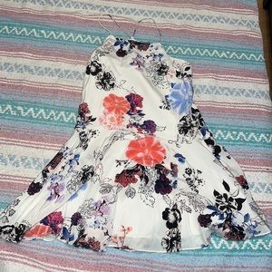 Club Monaco white silk sleeveless dress with floral print